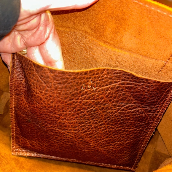 Portland Leather Goods medium August Tote in Nutmeg - Picture 7 of 12